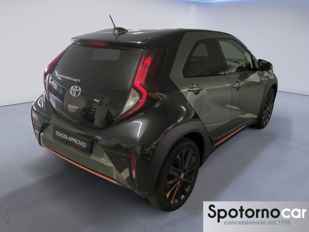Toyota Aygo X usata a Milano (6)