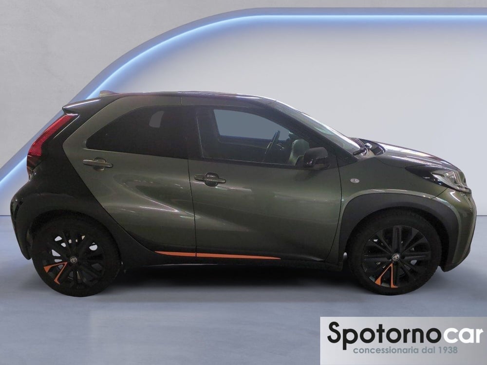 Toyota Aygo X usata a Milano (7)