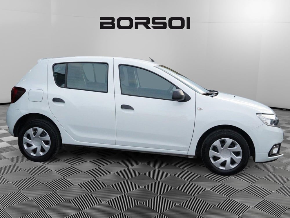 Dacia Sandero usata a Treviso (6)