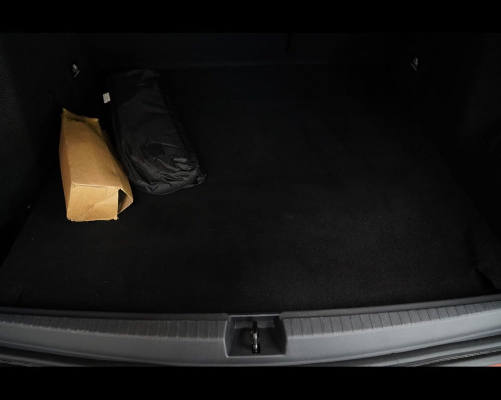 Dacia Duster usata a Venezia (15)