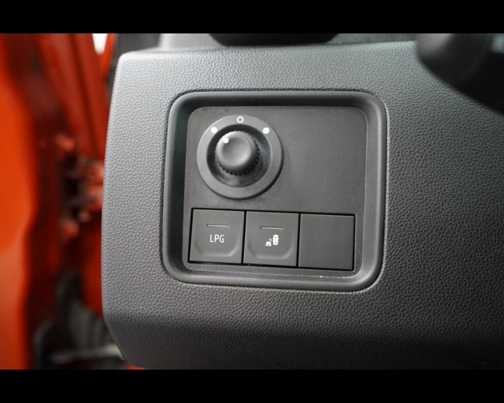 Dacia Duster usata a Venezia (18)