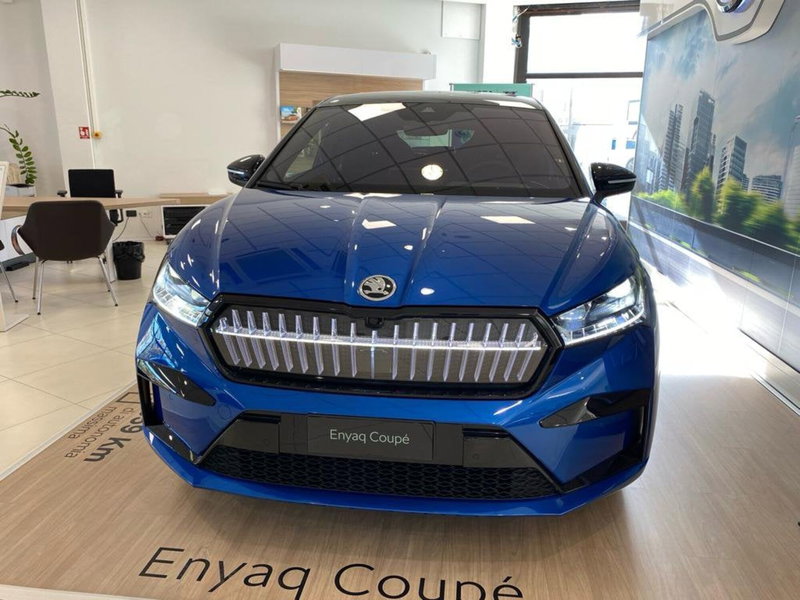 Skoda Enyaq Coupé usata a Pescara (17)