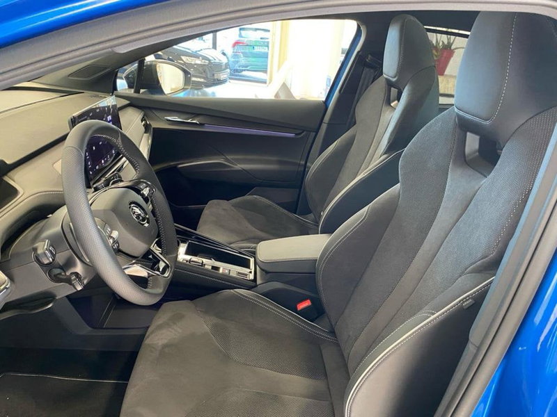 Skoda Enyaq Coupé usata a Pescara (7)