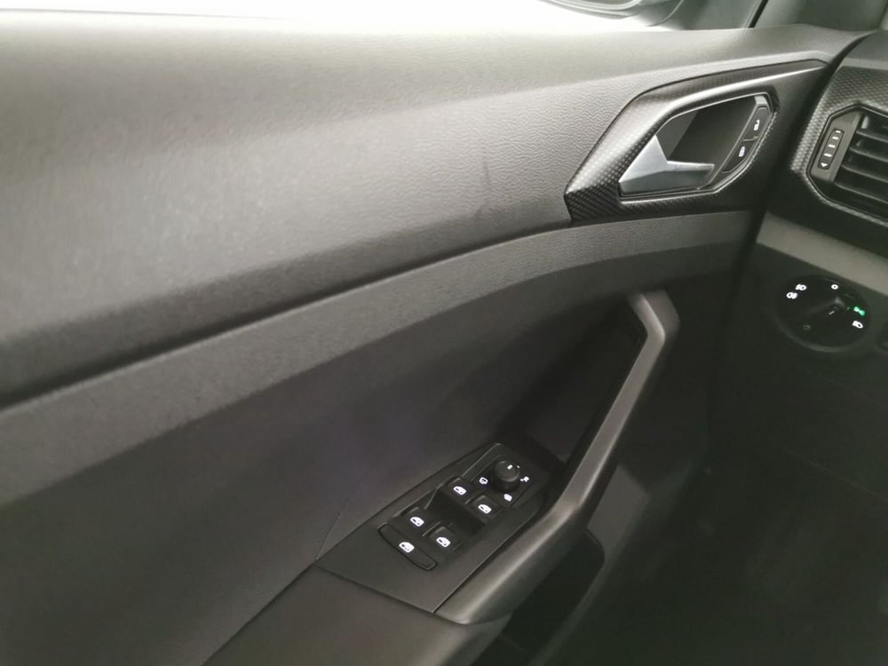 Volkswagen T-Cross usata a Chieti (20)