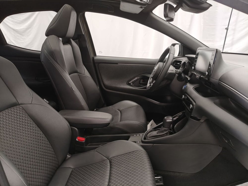 Toyota Yaris usata a Roma (6)