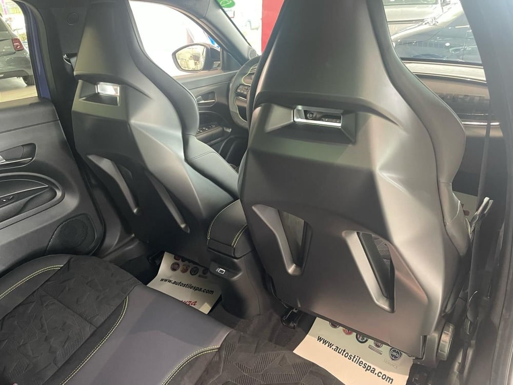 Abarth 600e nuova a Reggio Emilia (18)