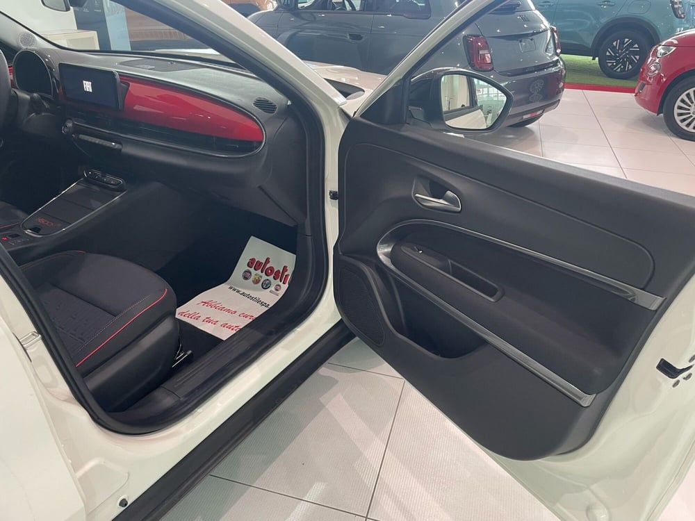 Fiat 600e nuova a Reggio Emilia (11)
