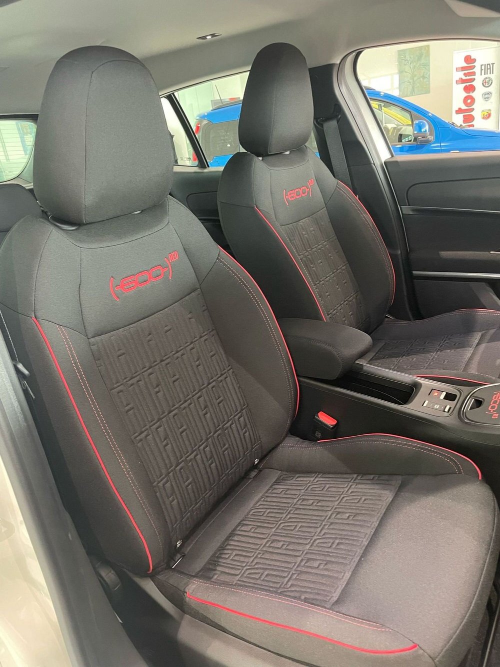 Fiat 600e nuova a Reggio Emilia (13)
