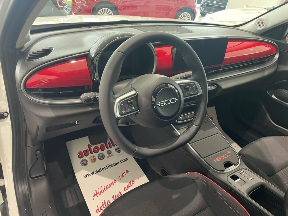 Fiat 600e nuova a Reggio Emilia (8)
