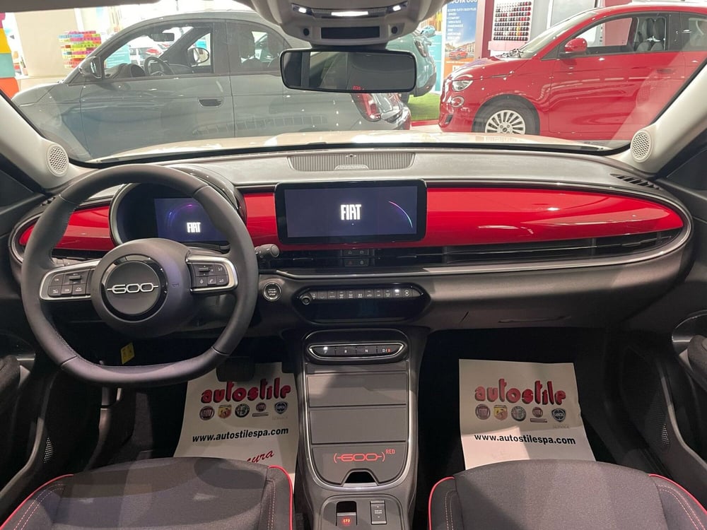 Fiat 600e nuova a Reggio Emilia (9)