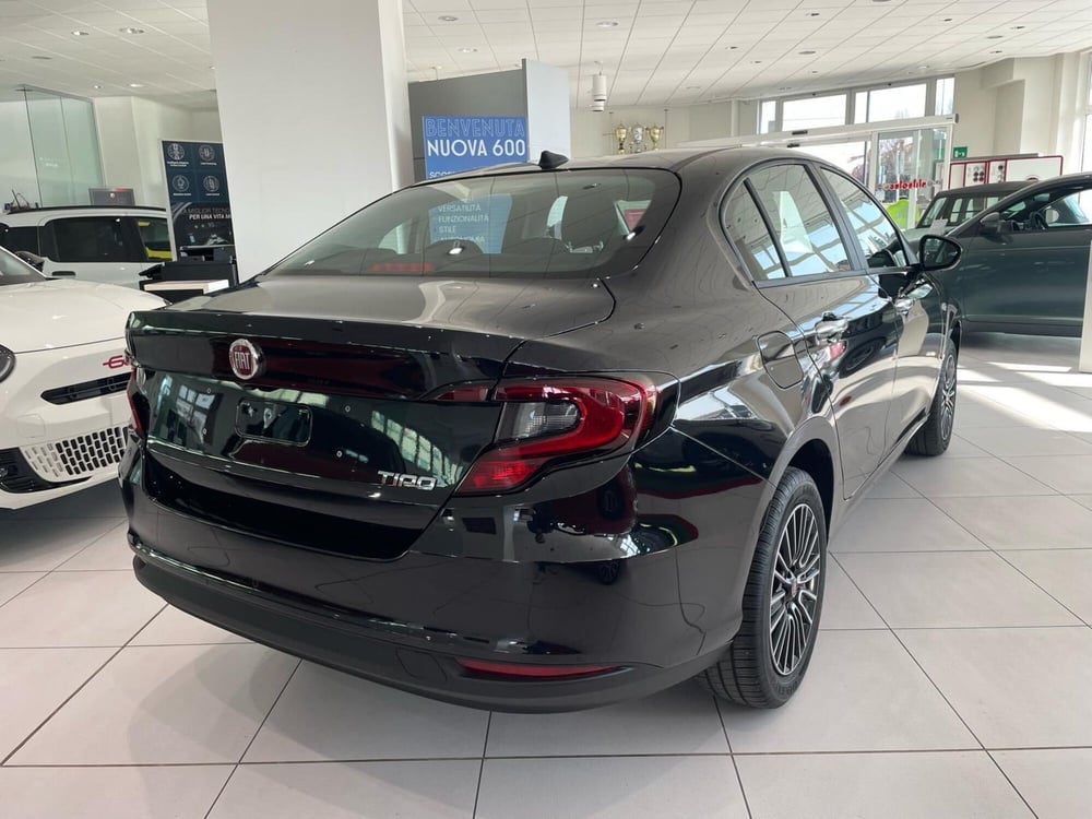 Fiat Tipo nuova a Reggio Emilia (2)