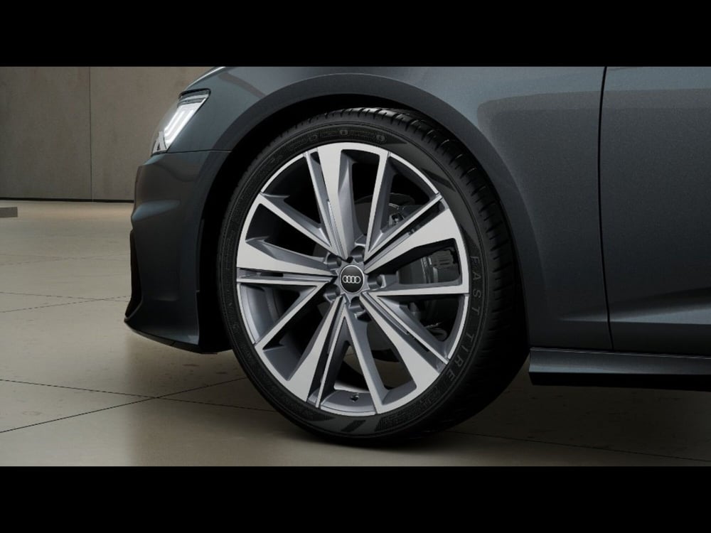Audi A6 Avant e-Tron nuova a Livorno (6)
