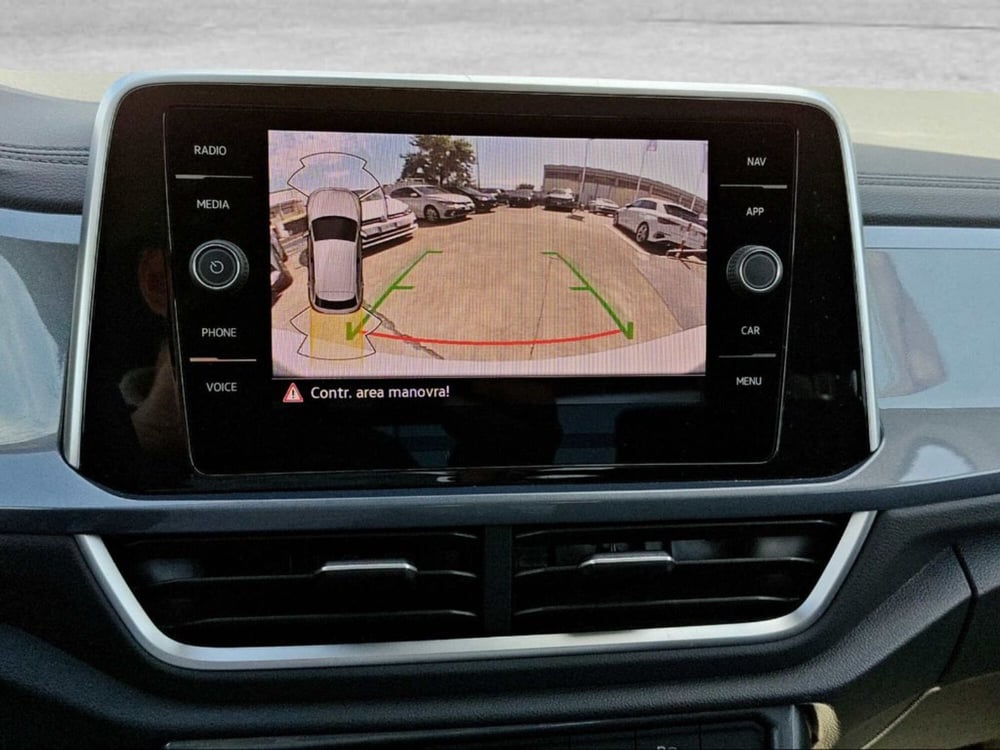 Volkswagen T-Roc usata a Livorno (13)