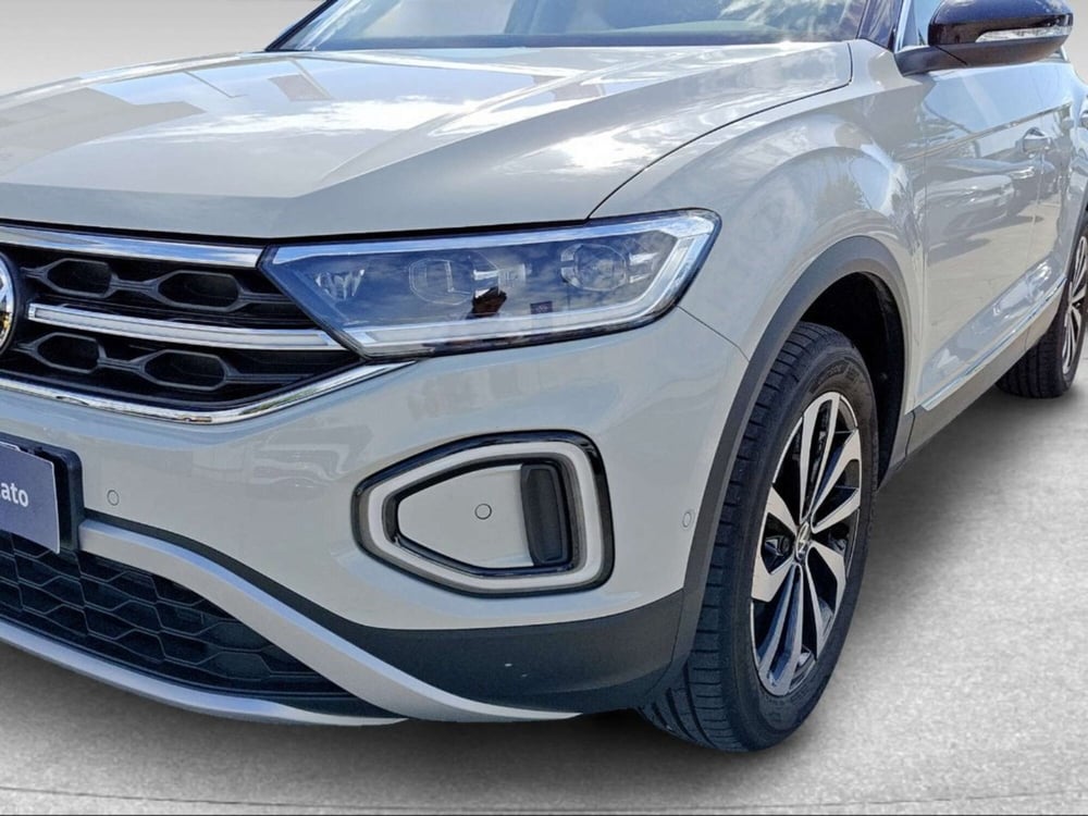 Volkswagen T-Roc usata a Livorno (15)