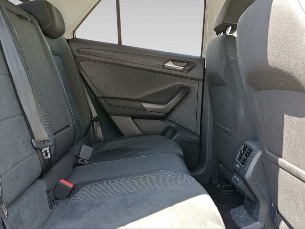 Volkswagen T-Roc usata a Livorno (6)