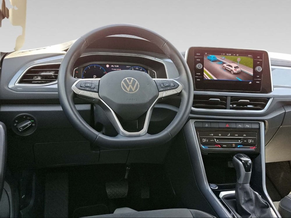 Volkswagen T-Roc usata a Livorno (8)