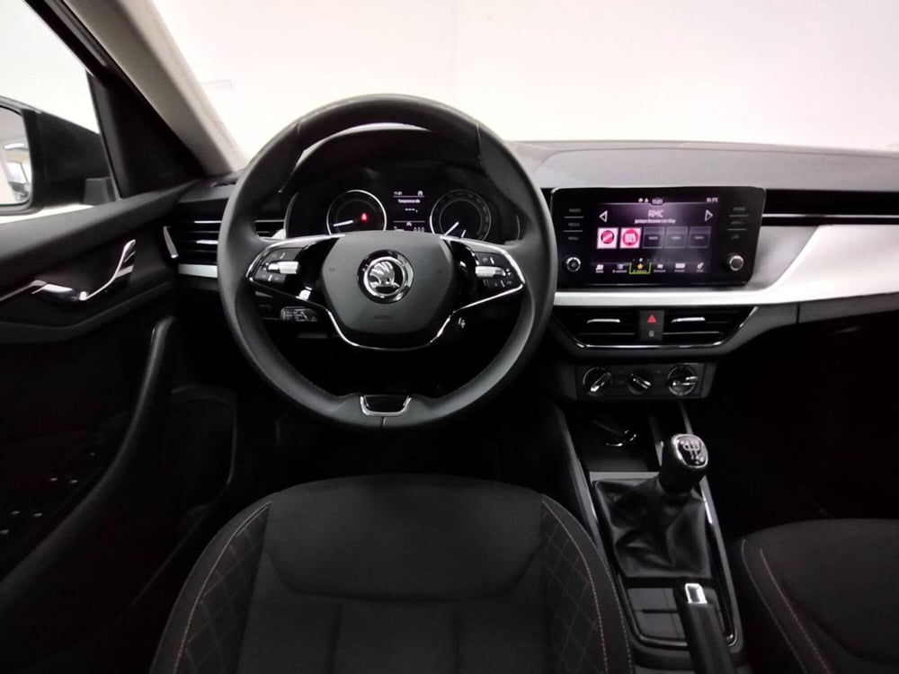 Skoda Kamiq usata a Como (10)