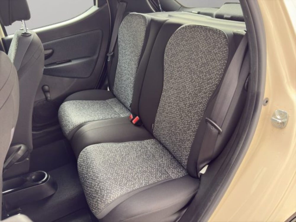 Lancia Ypsilon usata a Perugia (19)
