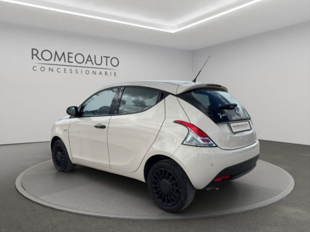 Lancia Ypsilon usata a Perugia (3)