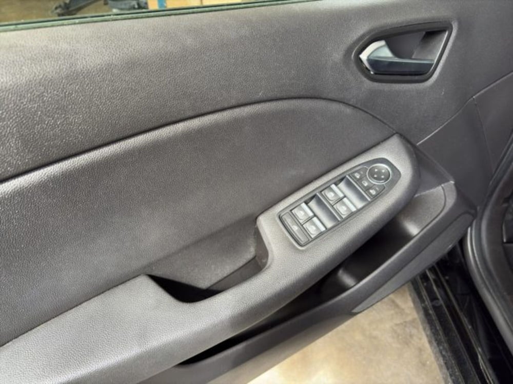 Renault Clio usata a Perugia (19)