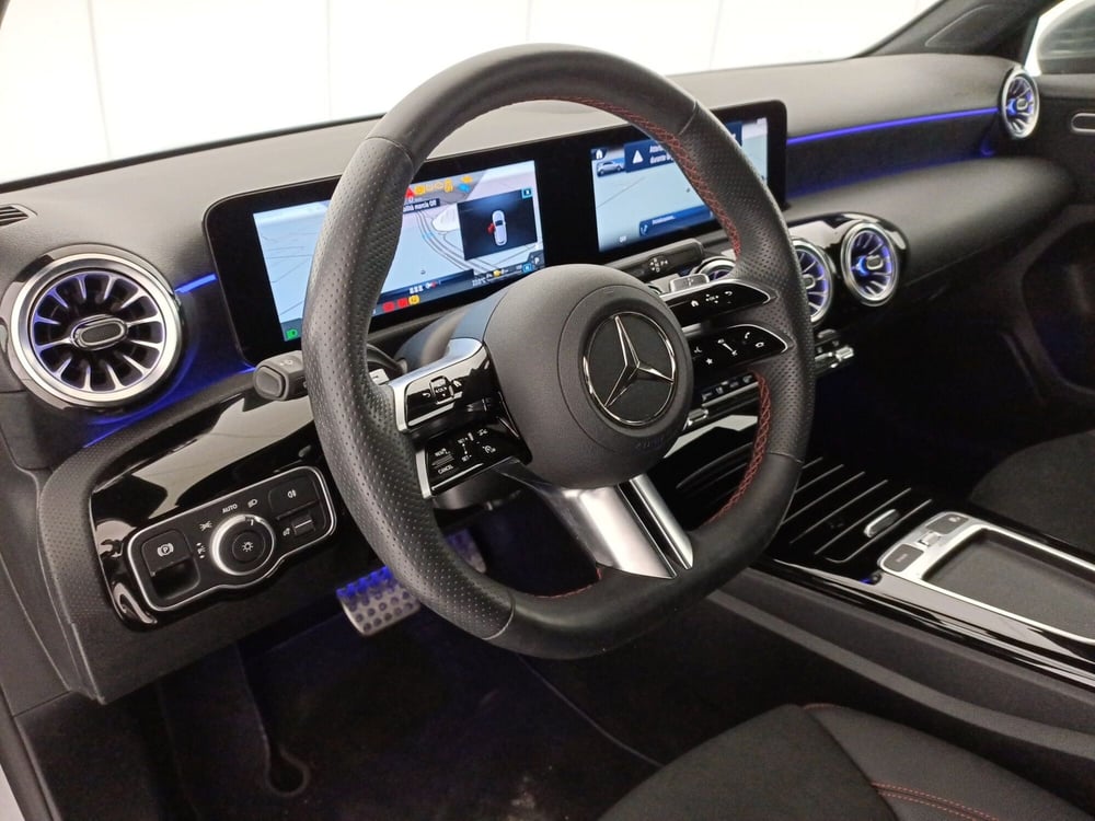 Mercedes-Benz Classe A usata a Bari (5)