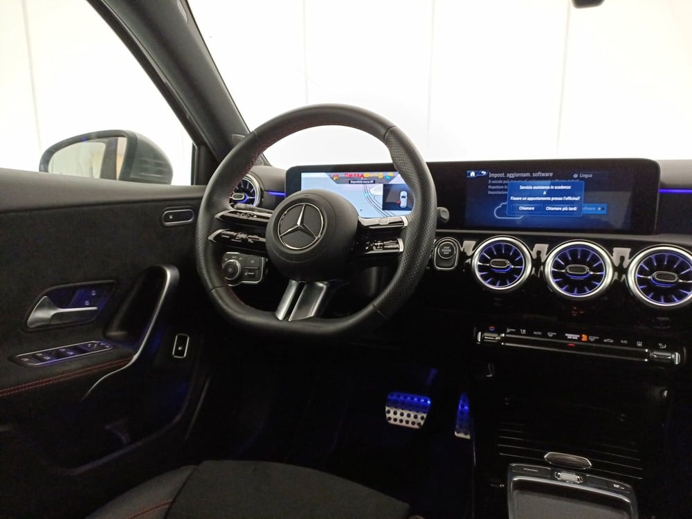 Mercedes-Benz Classe A usata a Bari (9)