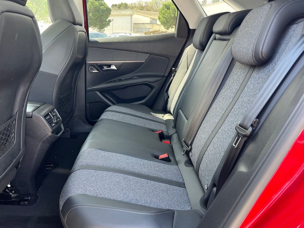 Peugeot 3008 usata a Teramo (9)