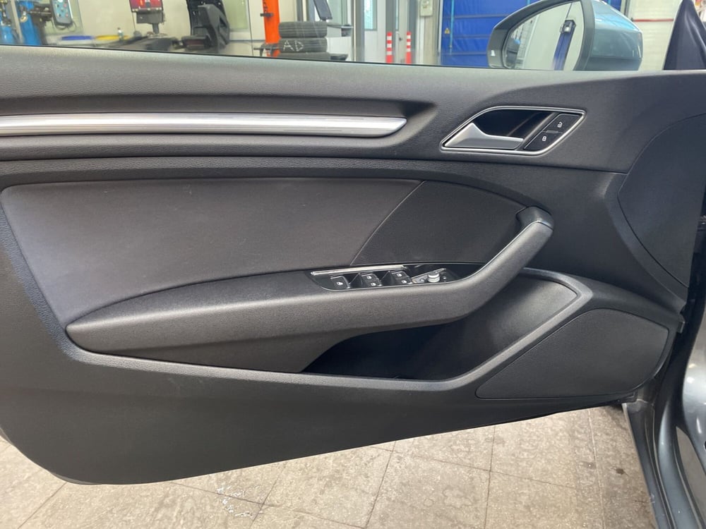 Audi A3 Cabrio usata a Pescara (9)