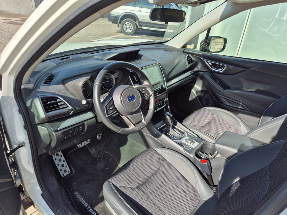 Subaru Forester usata a Como (10)