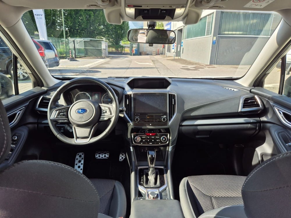 Subaru Forester usata a Como (12)