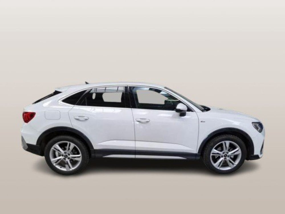 Audi Q3 Sportback usata a Macerata (5)