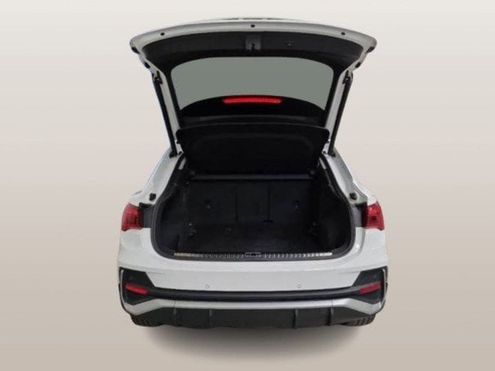 Audi Q3 Sportback usata a Macerata (6)