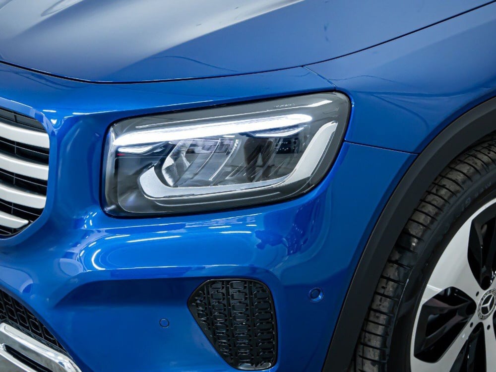 Mercedes-Benz GLB nuova a Macerata (3)
