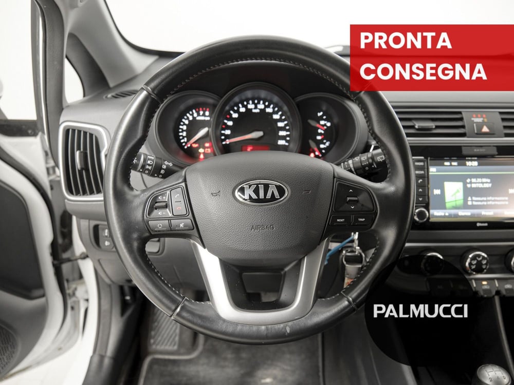 Kia Rio usata a Prato (17)