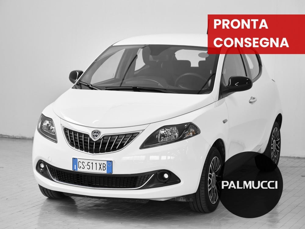 Lancia Ypsilon usata a Prato