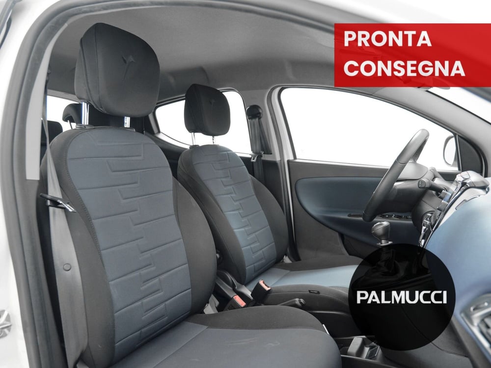 Lancia Ypsilon usata a Prato (10)