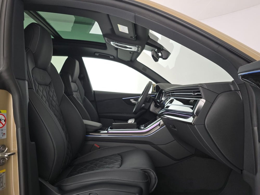 Audi Q8 nuova a Alessandria (14)