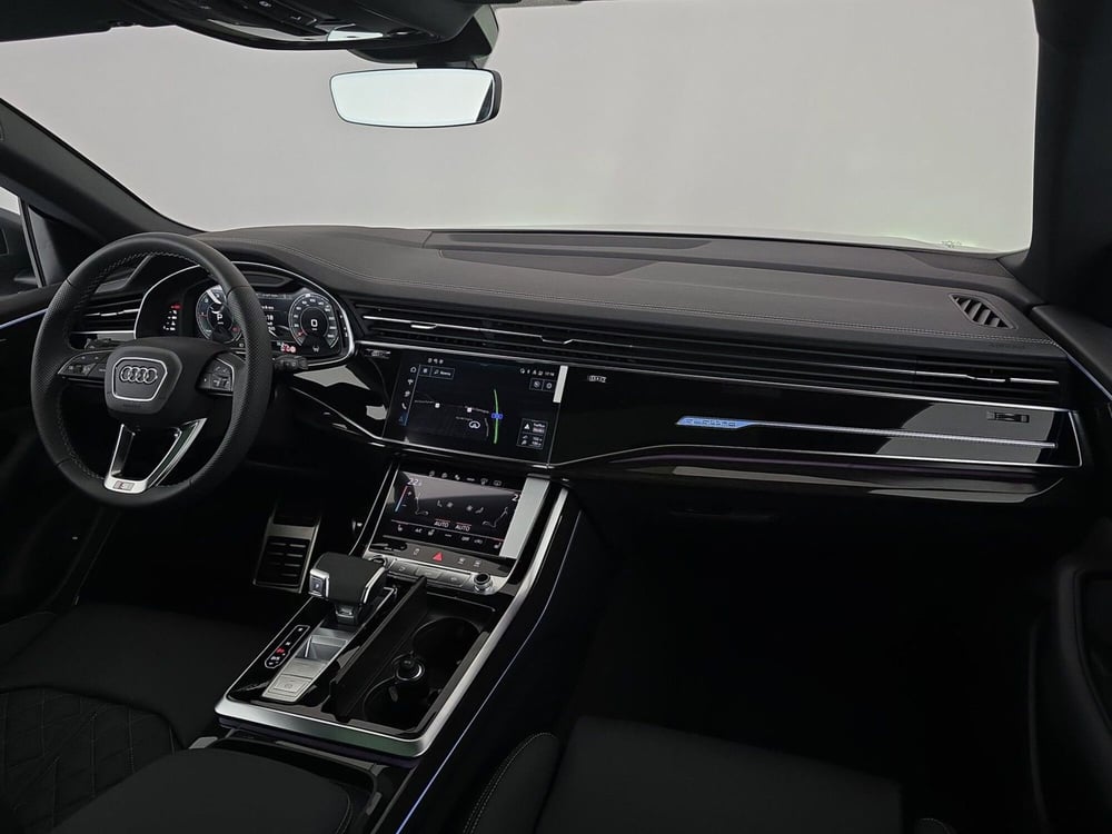 Audi Q8 nuova a Alessandria (13)
