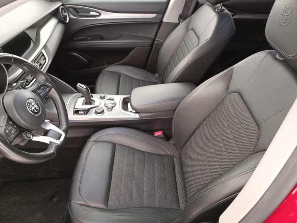 Alfa Romeo Stelvio usata a Treviso (11)