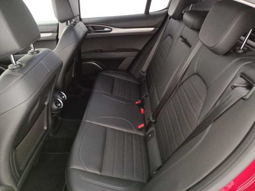 Alfa Romeo Stelvio usata a Treviso (12)