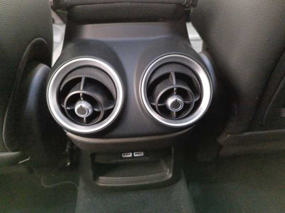 Alfa Romeo Stelvio usata a Treviso (20)