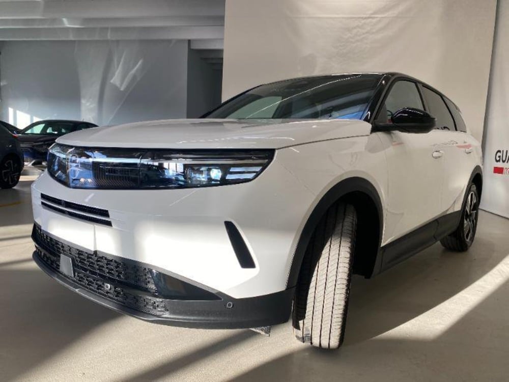Opel Grandland nuova a Modena (8)