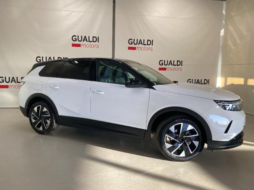 Opel Grandland nuova a Modena (9)