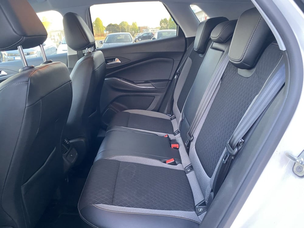Opel Grandland X usata a Modena (13)