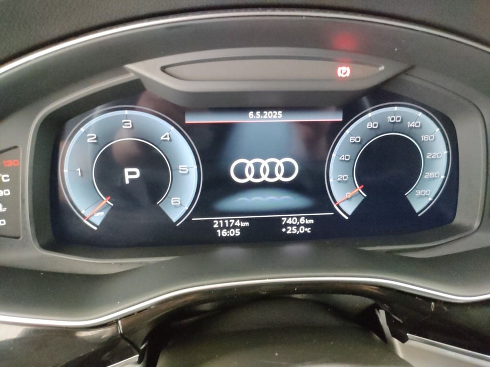 Audi Q8 usata a Napoli (13)