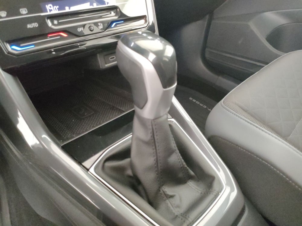 Volkswagen T-Cross usata a Napoli (15)