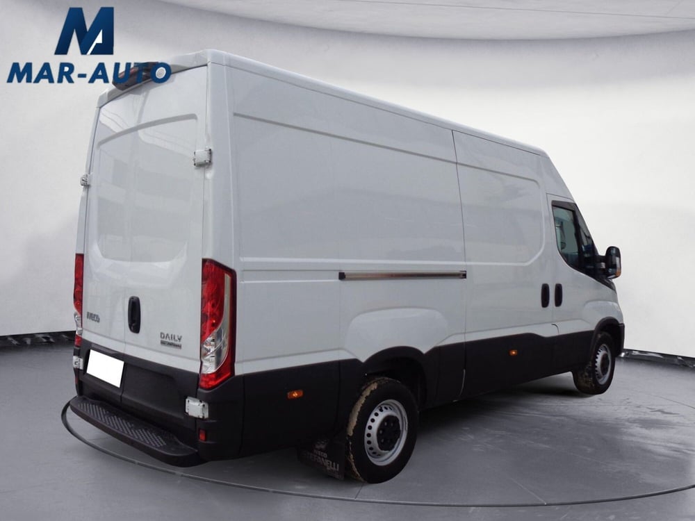 Iveco Daily Furgone usata a Treviso (3)