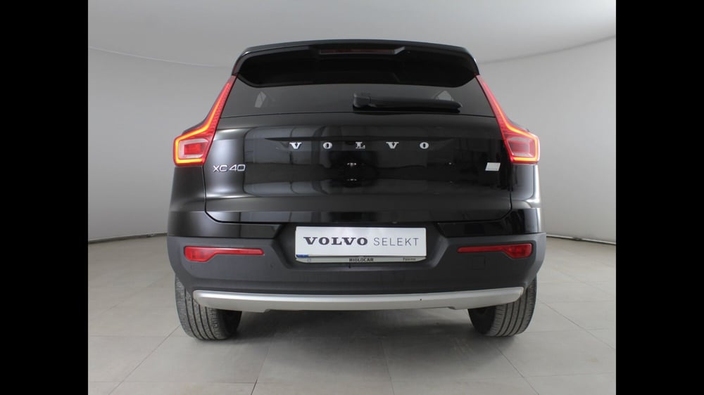Volvo XC40 usata a Palermo (3)