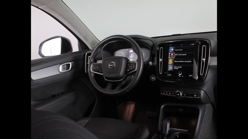 Volvo XC40 usata a Palermo (9)