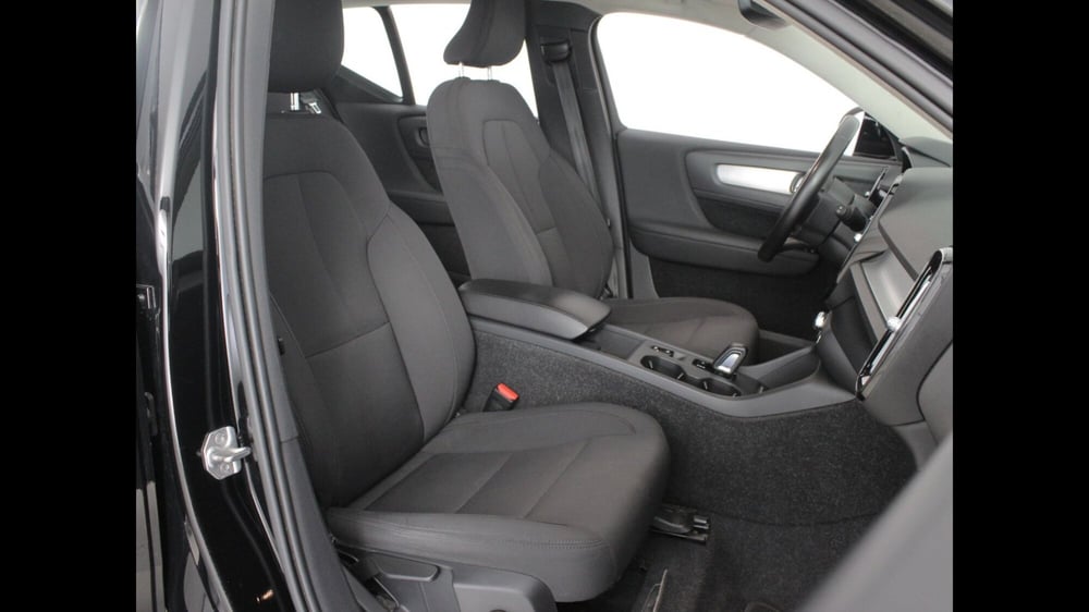 Volvo XC40 usata a Palermo (9)